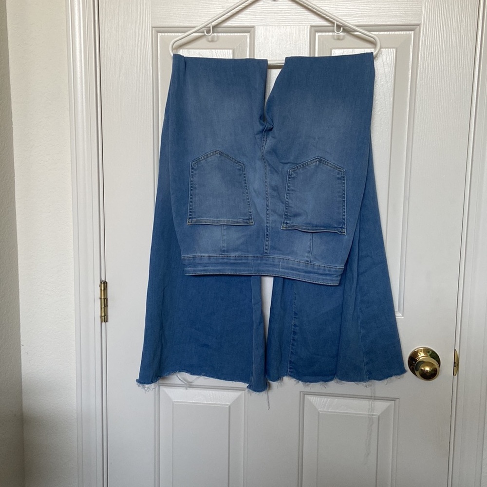 Free People Just Float on Flare jeans size 26R - Picture 7 of 10